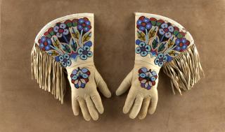 Appraisal: A Pair of Woodland Indian beaded gauntlets Early th century