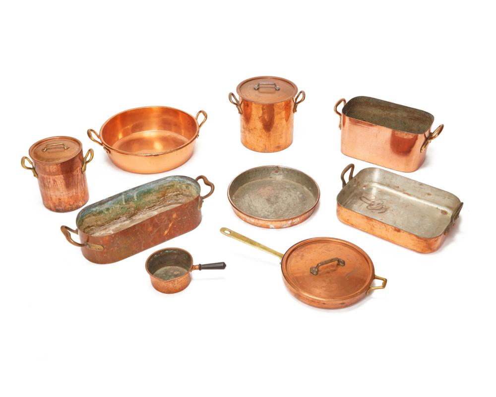 Appraisal: A GROUP OF COPPER COOKWAREA group of copper cookware th