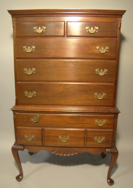 Appraisal: QUEEN ANNE STYLE MAHOGANY HIGHBOY h w d in