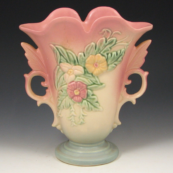 Appraisal: Hull Wildflower W- - Vase - Mint Wildflower vase in