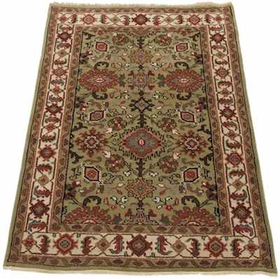 Appraisal: A Persian Mahal Area Rug Apprx '- x '- Low