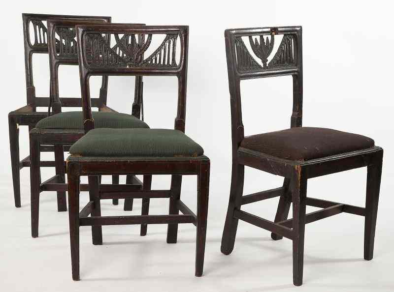 Appraisal: Set of Four Italian Side Chairscirca mahogany finish pierced and