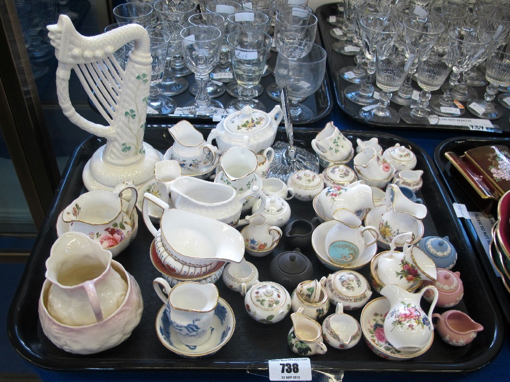 Appraisal: Tray of assorted ceramics including miniature Wedgwood Hammersley etc