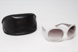 Appraisal: Gucci Sunglasses Woman's Oversize in White Gucci woman's oversize designer