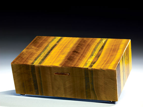 Appraisal: GOLDEN TIGER'S EYE BOX South Africa Handcrafted in Italy This