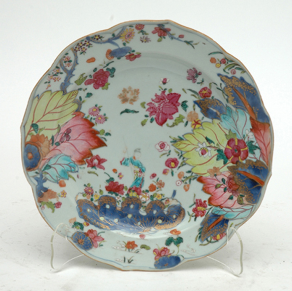 Appraisal: AN TH CENTURY CHINESE EXPORT WARE ENAMELLED PORCELAIN PLATE Of