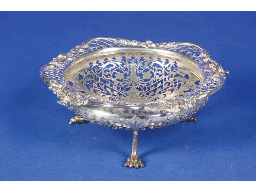 Appraisal: AN EDWARDIAN FRUIT BOWL of shaped circular form the body