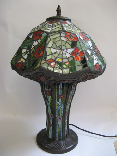 Appraisal: SPIDER WEB TABLE LAMP The hand crafted stained and leaded