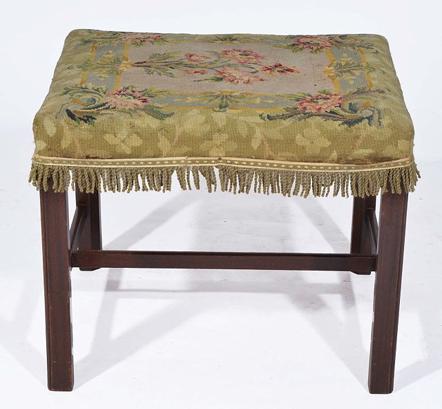 Appraisal: A GEORGIAN STYLE MAHOGANY DRESSING STOOL with tapestry top on