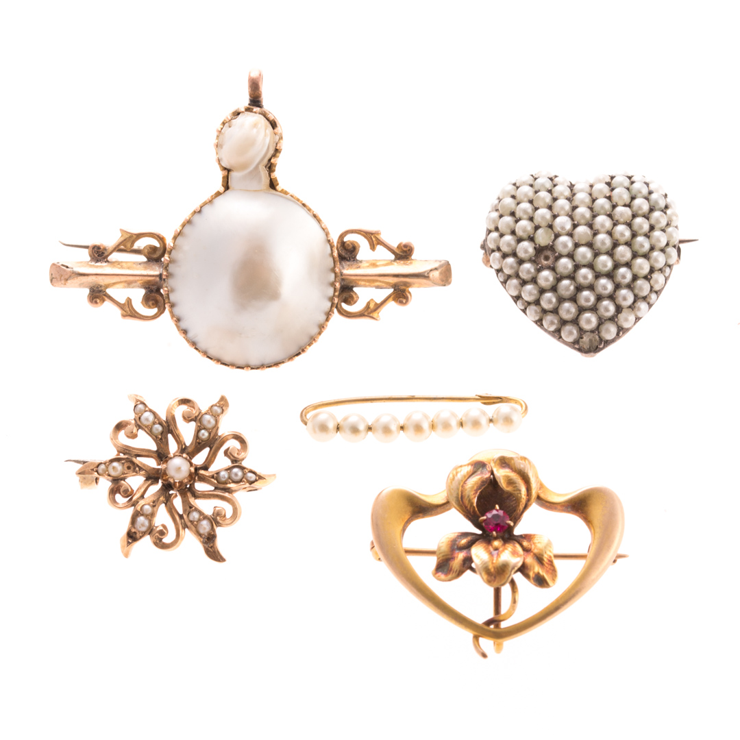 Appraisal: An Assortment of Pearl Victorian Brooches K yellow gold blister