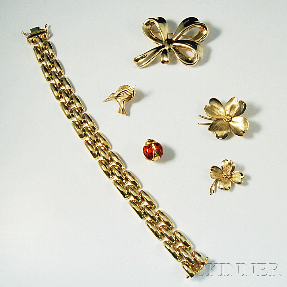 Appraisal: Six Pieces of kt Gold Jewelry a bracelet and five