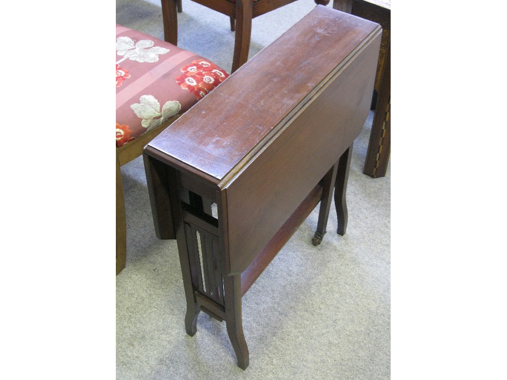 Appraisal: Mahogany Sutherland table