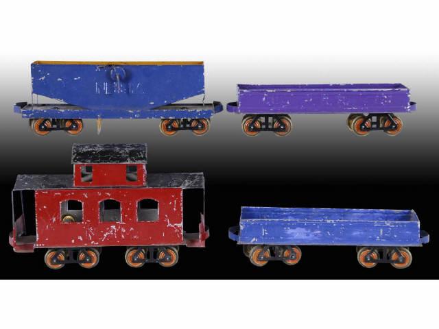 Appraisal: -Piece Tinplate Pre-War Freight Cars Description Carlise Finch No Engine