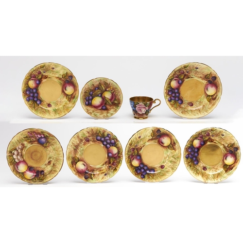 Appraisal: A set of six Aynsley fruit decorated side plates and