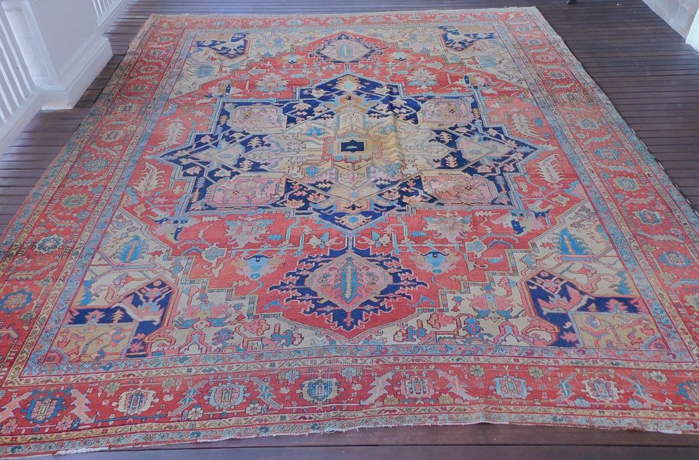 Appraisal: ANTIQUE PERSIAN SERAPI CARPET Antique Persian Heriz Serapi room size