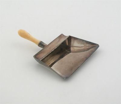 Appraisal: A modern miniature dust or ash pan with a turned