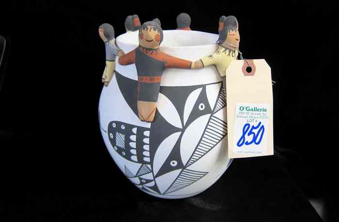 Appraisal: CLIFFORD KIM FRAGUA POTTERY ''FRIENDSHIP POT'' New Mexico Jemez Pueblo