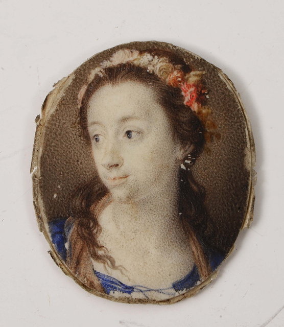 Appraisal: AN EARLY TH CENTURY OVAL MINIATURE PORTRAIT OF A LADY