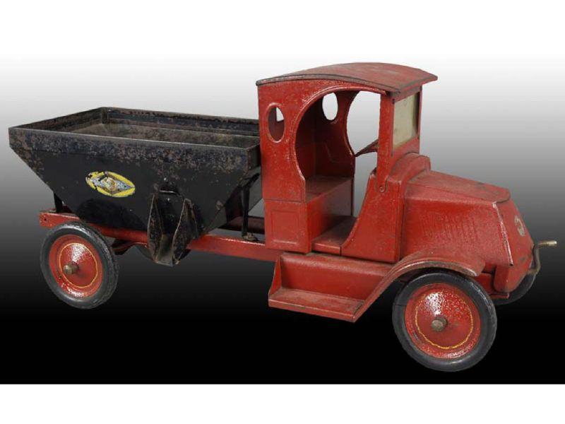 Appraisal: Pressed Steel Toledo Bull Dog Coal Truck Toy Description ''