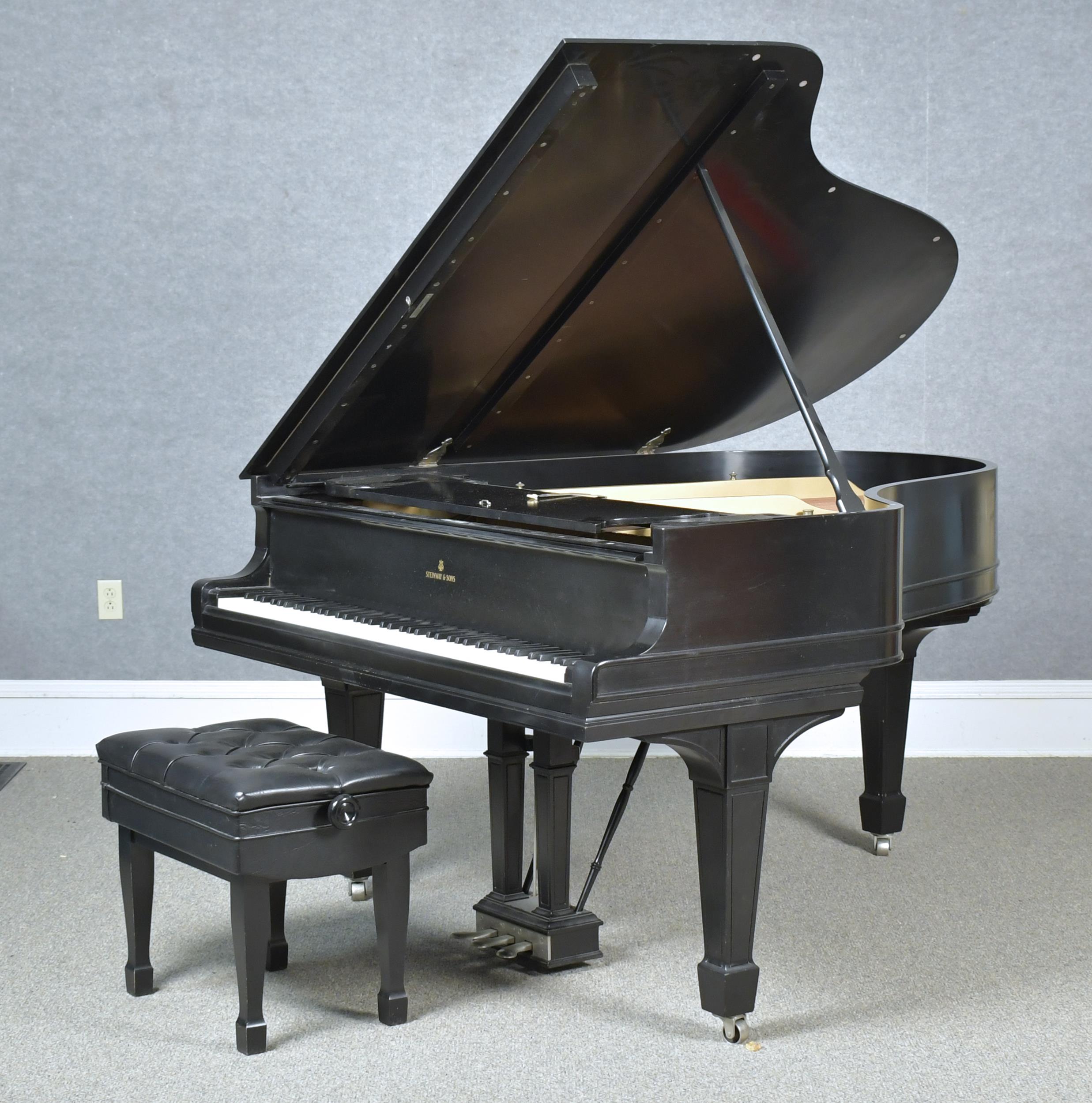 Appraisal: FINE STEINWAY MODEL O BABY GRAND PIANO Ebonized finish serial