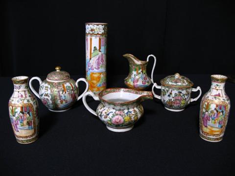 Appraisal: SEVEN PIECES OF ROSE MEDALLION PORCELAIN The lot comprising a