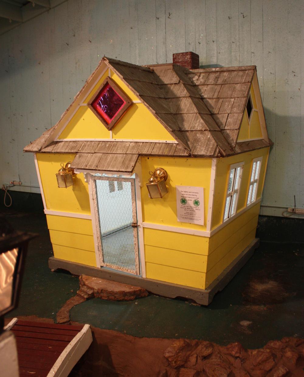 Appraisal: THE HICKETY PICKETY HOUSE H x W x L overall