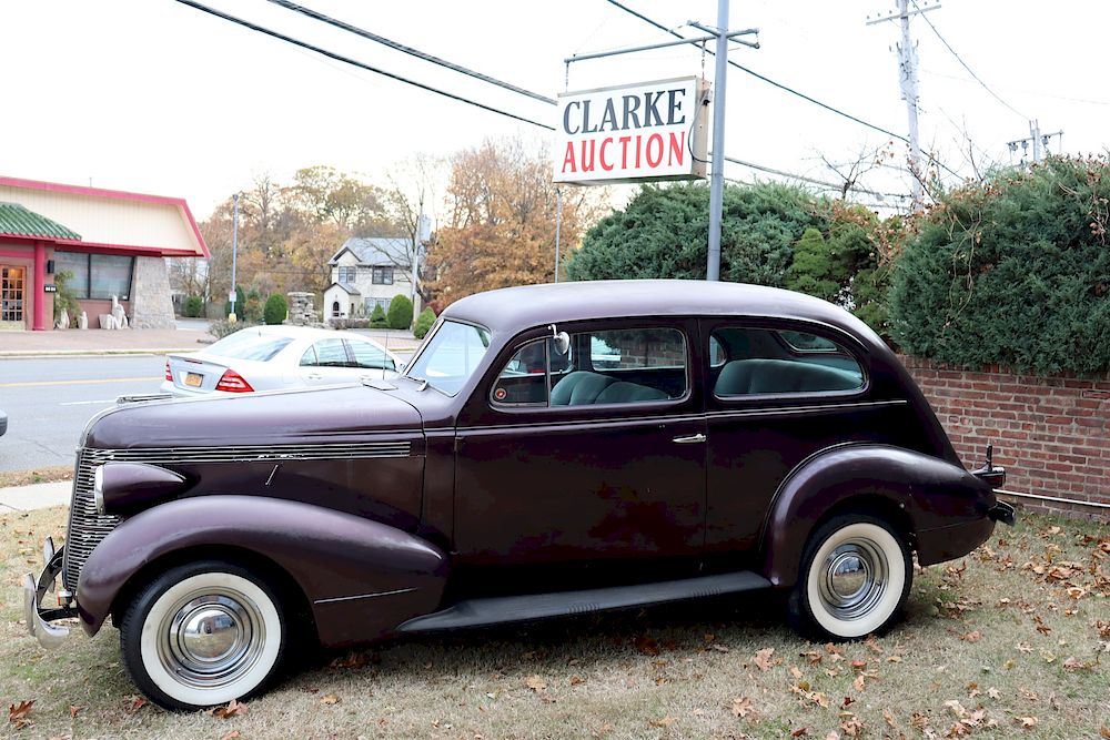 Appraisal: PONTIAC SILVER STREAK PONTIAC SILVER STREAK Door Classic Split Window