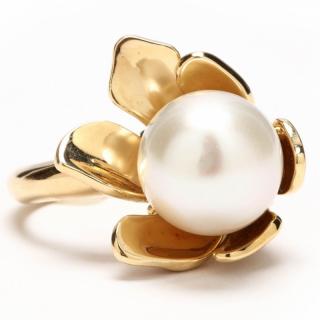 Appraisal: KT Pearl and Diamond Ring Julius Cohen in a bold