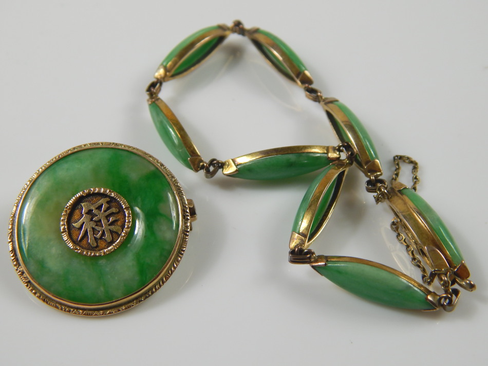 Appraisal: Two items of Chinese jewellery to include a jade bracelet