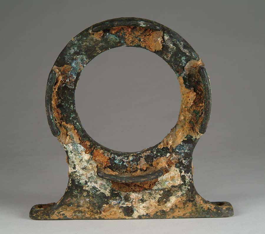 Appraisal: IMPORTANT BRACKET FOR SHELL FROM THE BATTLESHIP MAINE With two