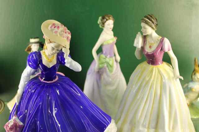 Appraisal: A ROYAL DOULTON MODEL OF 'Jessica' a Royal Worcester 'Annabelle'