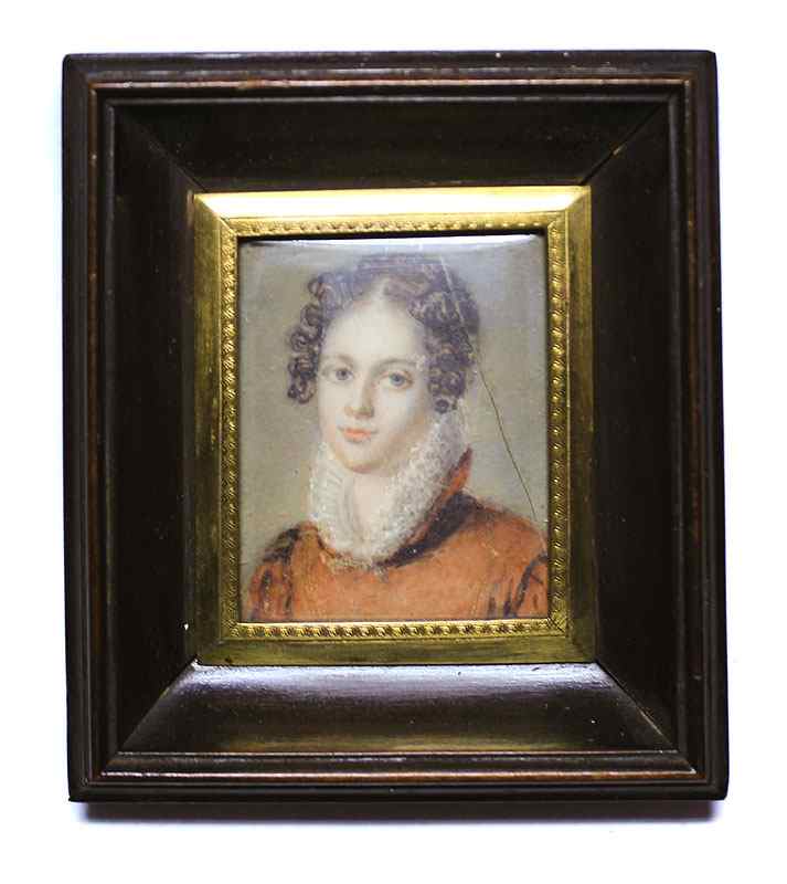 Appraisal: MINIATURE IVORY PORTRAIT OF A YOUNG LADY Unsigned most likely