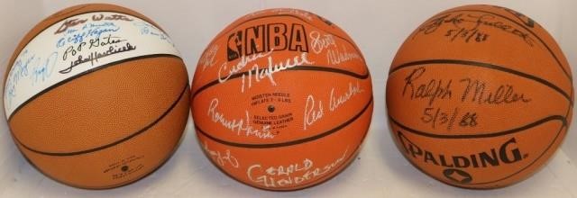 Appraisal: SPAULDING NBA SIGNED BASKETBALLS TO INCLUDEONE SIGNED BY CLYDE LOVELLETTE