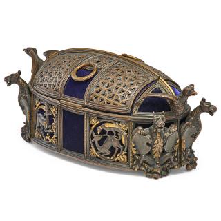 Appraisal: CAMMIN STYLE CASKET Wood casket fitted with cobalt velvet and