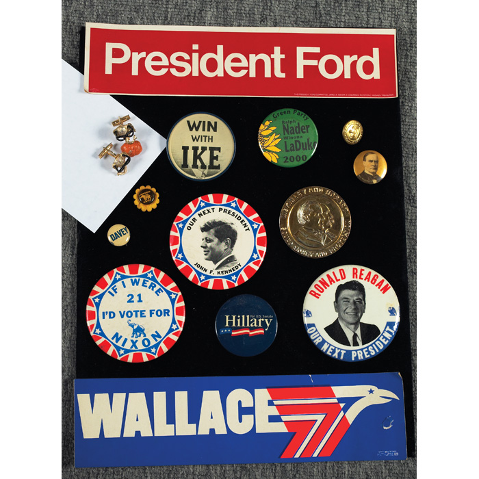 Appraisal: Political ephemera lot of approximately items assorted campaign buttons and