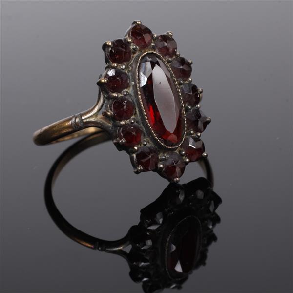 Appraisal: Antique Victorian K Rose Gold Garnet Ring dwt Ring Size