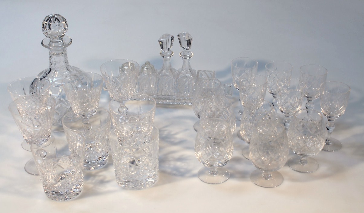 Appraisal: Various Stuart and other crystal and glassware to include whisky