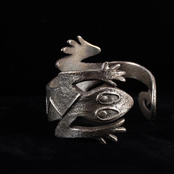 Appraisal: Troy Sorrell Sterling Silver Salamander Figural Lizard Wrap Cuff Bracelet