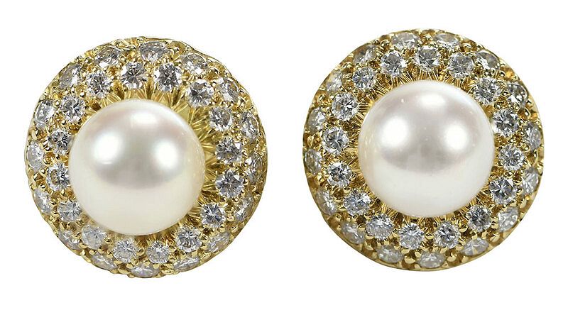 Appraisal: kt Pearl and Diamond Earrings each with one cultured pearl