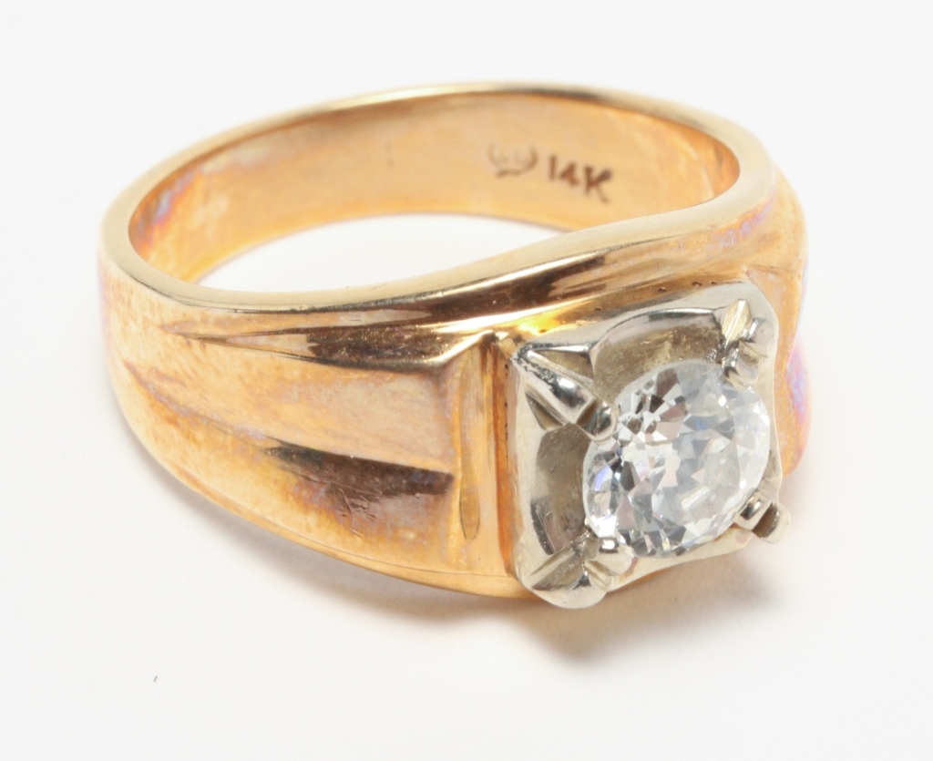 Appraisal: VINTAGE MENS DIAMOND SOLITAIRE RING American nd half th century