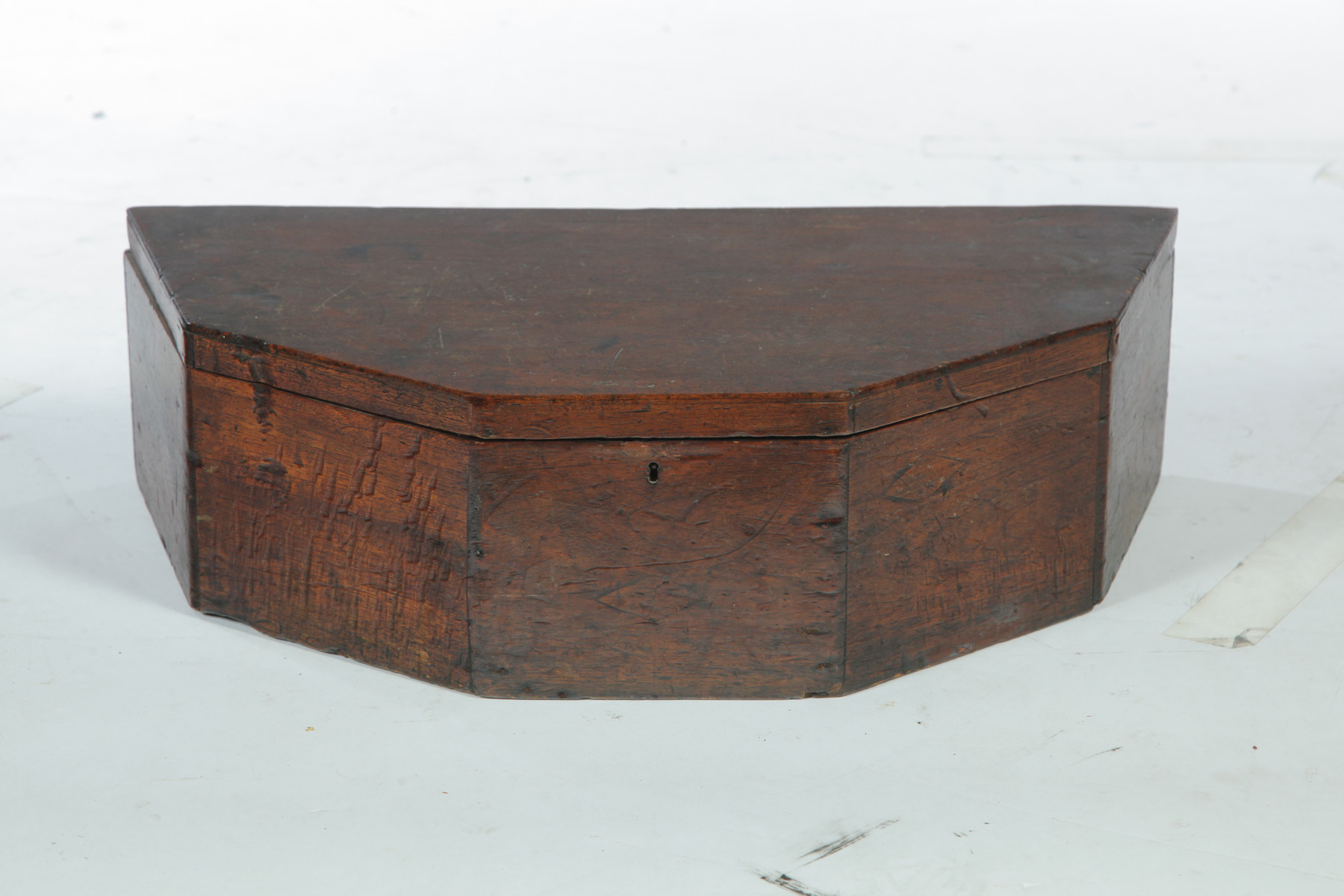 Appraisal: ENGLISH HAT BOX First half- th century mahogany Fits a