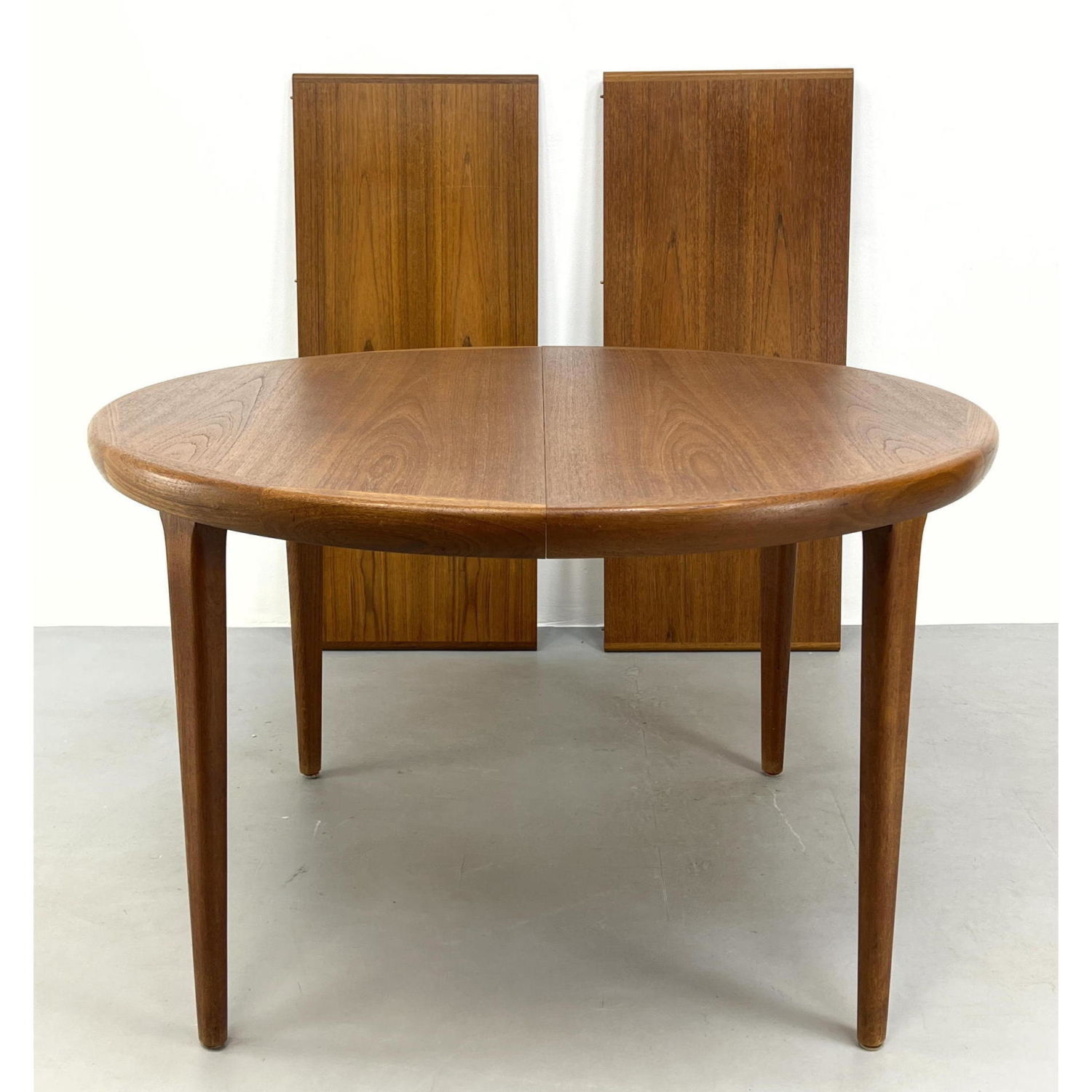 Appraisal: MOBEL SPOTTRUP Danish Modern Teak Dining Table Round Top on