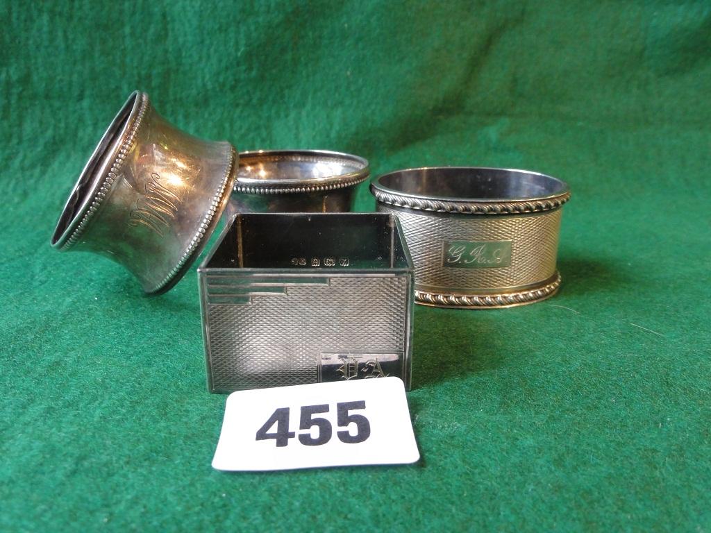 Appraisal: A mixed selection of four silver napkin rings oz