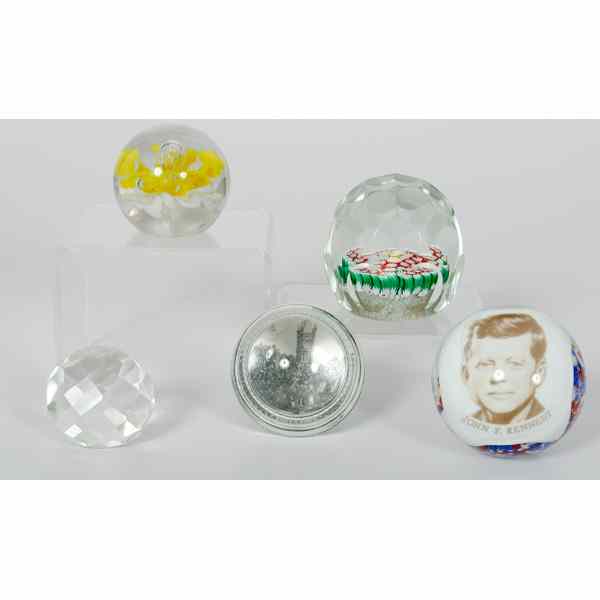 Appraisal: Glass Paperweights An assembled group of glass paperweights including a