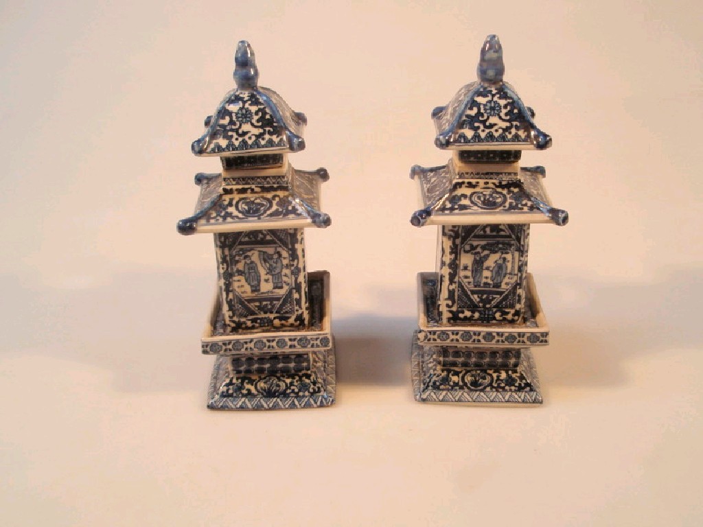 Appraisal: A pair of Chinese towers in blue and white