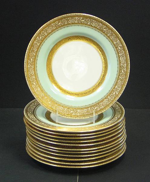 Appraisal: A set of twelve Minton porcelain plates Each decorated with