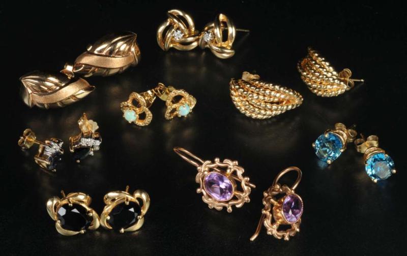 Appraisal: Lot of Antique Jewelry Gold Earring Pairs Description Weighs pennyweights