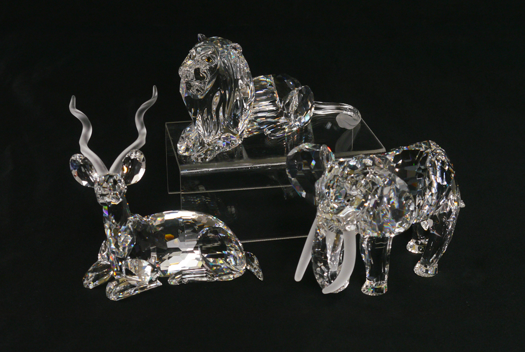 Appraisal: SWAROVSKI CRYSTAL FIGURES ''INSPIRATION AFRICA'' ELEPHANT DO X Martin Zendron