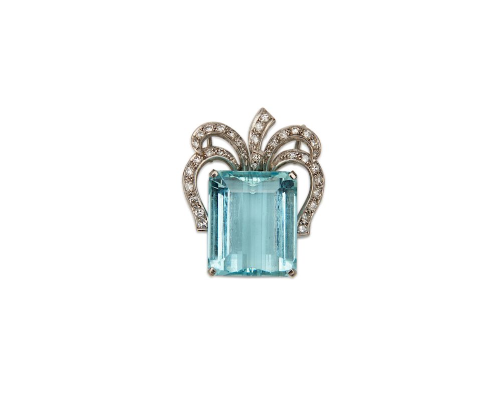 Appraisal: K Gold Aquamarine and Diamond Pendant K Gold Aquamarine and