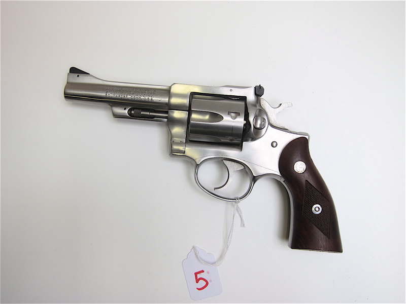 Appraisal: STURM RUGER SECURITY SIX MODEL DOUBLE ACTION REVOLVER magnum caliber